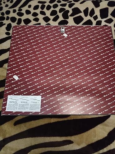 Məhsul: İtalyan 925‰ gümüş rellef, iri ölçülü çərçivəli tablo -