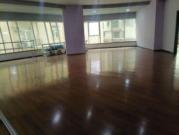 киоск в аренду: 160kv 1 boöyük zal, 3 otaq, 2 duşavoydan ibarətdir. Af mall-ın 3-cü — 5