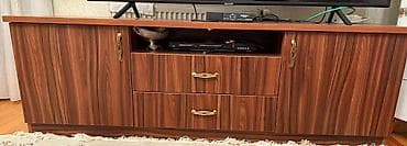 dekor evler: TV stendi / media konsolu - Material: ağac teksturalı laminat (isti — 1