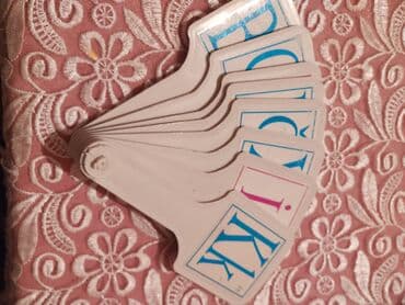 счеты для детей: Yaşıl çərçivəli, rəngli muncuqları olan hesablama lövhəsi. Müxtəlif — 18