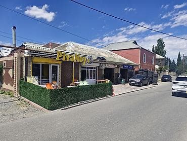 Qaracuxur emircan yolu 66 avtobus yanindan kecir .umumi 4 bokusdan — 2