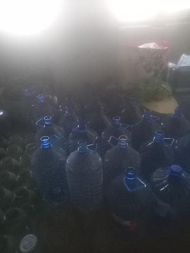 Su qablari satilir. Həcmləri 5-10 və 19 lt-dir. Ünvan Genclik nesimi