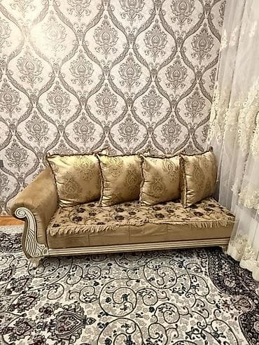 Divanlar: Divan, Açılmayan, Bazasız, Vеlur parça, Çatdırılma yoxdur — 2