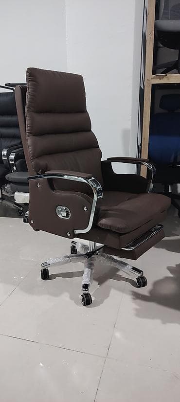 pc kreslo: Təkərli, Qolları tənzimlənmir, Süni dəri — 1