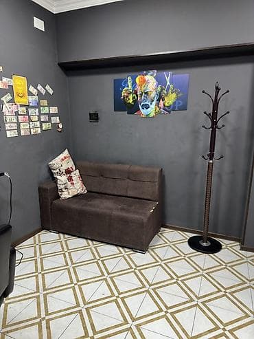 berber canaq: Peşəkar bərbər/kəsim iş stansiyası və salon avadanlıqları dəsti - — 2