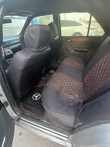 mercedes e240 kompressor: Mercedes-Benz W124: 2.3 l | 1992 il Sedan — 8