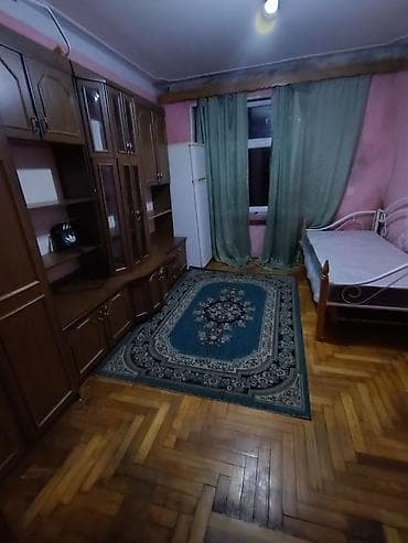 emircanda ev satisi: Elit ticarət mərkəzinin yaxınlığında yerləşən yatagxana tipli binada — 1