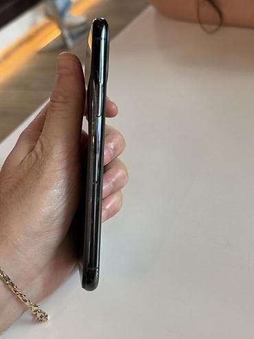 iphone 8s plus: IPhone 11 Pro, 256 GB, Matte Midnight Green — 2