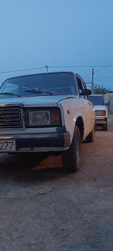Nəqliyyat: VAZ (LADA) 2107: 1.5 l | 2003 il Sedan — 3