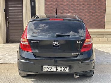 skoda rapid: Hyundai i30: 1.6 l | 2008 il Hetçbek — 7