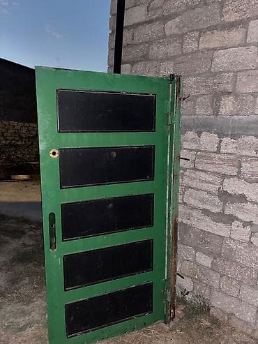 ikinci əl qapi: İşlənmiş Giriş qapısı 100x210 sm Çərçivə ilə, Ünvandan götürmə — 4