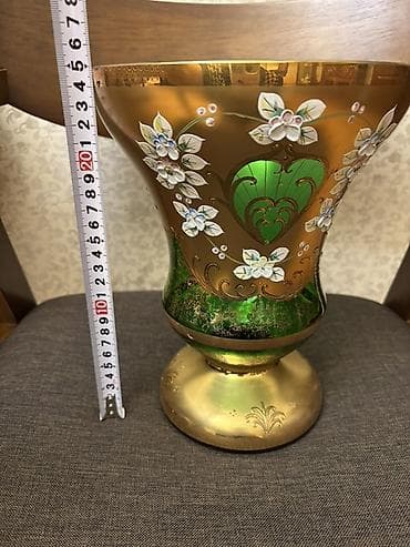 Vazalar: Bir vaza, Bogem şüşəsi — 2