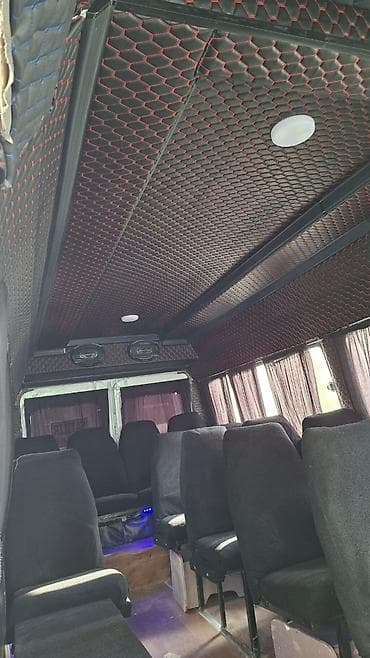 Mercedes-Benz T1 (Transporter) mikroavtobus - Kuzov: uzun, yüksək — 10