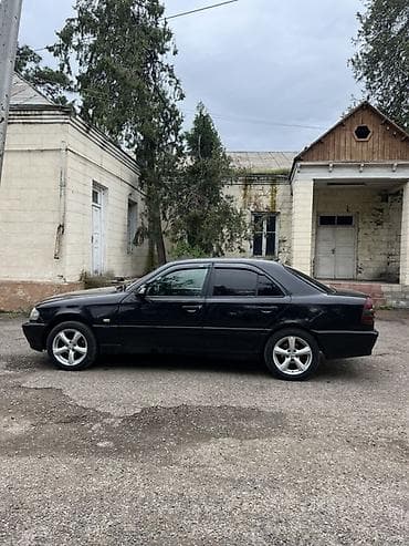 w210 arxa stoplar: Mercedes-Benz C 180: 1.8 l | 1997 il Sedan — 4