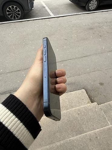 6900 telefon: IPhone 15 Pro, 512 GB, Blue Titanium, Barmaq izi, Face ID — 5