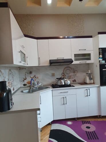 yasamalda həyət evi satılır: 4 otaqlı, 400 kv. m — 10