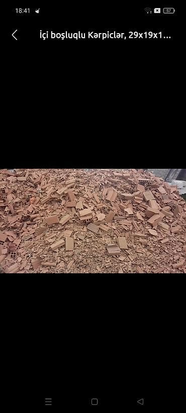Kərpi̇c Qırıntıları satılır kürsü doldurmağa Yola tökmək düzəltmək