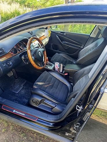 Volkswagen Passat sedan - Kuzov: qara rəng, 4 qapı, yüngül lehimli lalafo.az -da Volkswagen Passat sedan - Kuzov: qara rəng, 4 qapı, yüngül lehimli