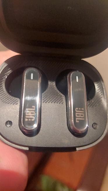 karaoke mikrofon: Qoşulma Bluetooth 5.3 Enerji yığma müddəti 2 saat Müqavimət IP54 Çəki — 4