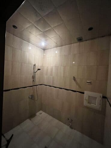 Kirayə mənzillər: Ev düz metronun yanında yerləşir.İnternet kondisioner paltaryuyan hər — 4