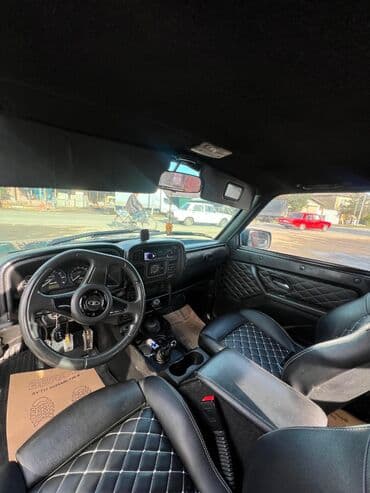 lada vaz 2106: VAZ (LADA) 4x4 Niva: 1.7 l | 2013 il 150000 km Ofrouder/SUV — 4