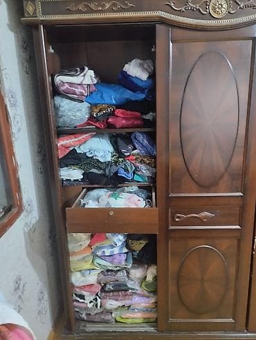 lepe: Klassik üslubda böyük dolab Salam.Dolab satılır heç bir problemi yox — 9