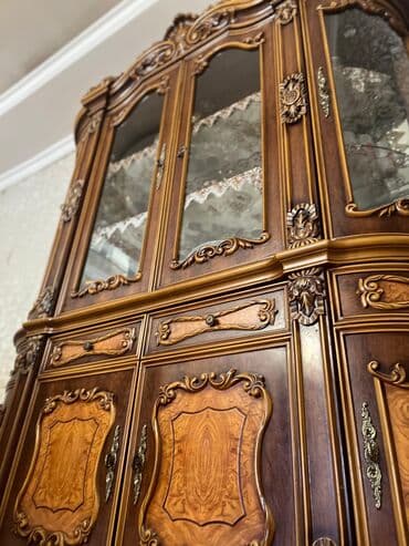 Açılan, 6 qapı Düz dolab, Servant