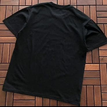 A BATHING APE qısaqol tişört - Model: Classic “A BATHING APE” ön — 4