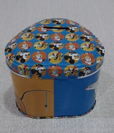 uşaqlar üçün keçə şap şapları: Pul qabı satılır, təzədir, materialı metaldır. Çox maraqlı görünüşü — 5