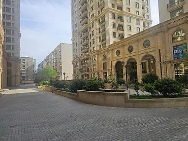 yeni yasamalda: Yasamal, 3 otaqlı, Yeni tikili, m. Elmlər Akademiyası, 130 kv. m — 3