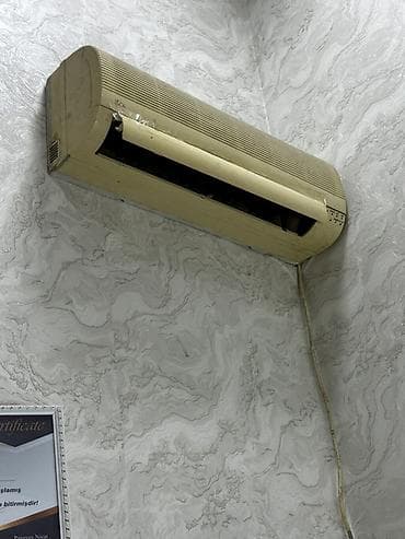 Divar tipli kondisioner (split sistem) – daxili blok.Iwlek