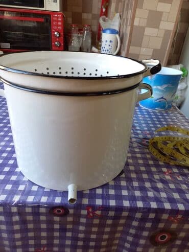 qab qaşiq: Qədimi sovet istehsalı .Yeni .2 li aşsünli şəkildə oldugu kimi.Aşsüzə — 1