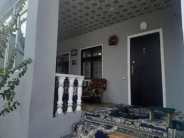 Satılır: həyət evi keşlə qes.4 otaq 1 sot heyeti marşuruta yaxin 130 — 3