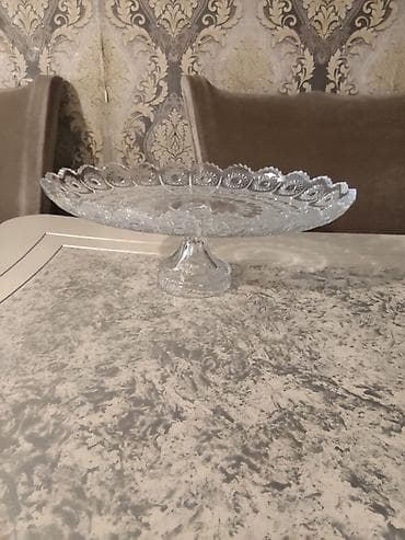 boşqab: Şüşə ayaqlı meyvə-şirniyyat qabı - Material: şəffaf şüşə - Dizayn — 2