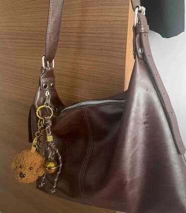 səyahət çantası: Çiyin çantası — 4