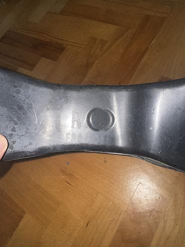 kompressor hava: BMW F30 2014 hava borusu. Sol teref (pasajir) — 2