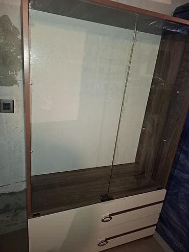 klassik qorka: Dolab Satılır İdeal Vəziyyətdədir heç bir problemi yoxdur 🔹 İç hissəsi — 8