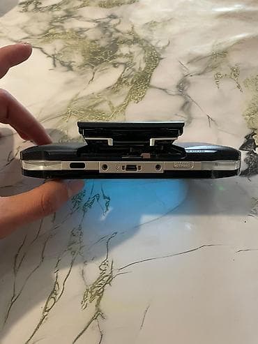 sony playstation portable: Psp-110 adapter verilir ciddi alıcılara endirim olacaq qab hədiyyə — 1