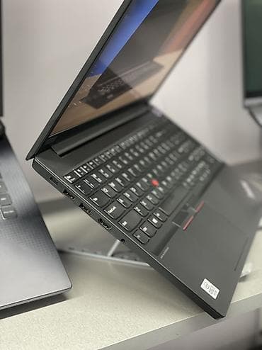 Ноутбуки: Lenovo ThinkPad, 15.6 ", Intel Core i7, 512 ГБ — 2