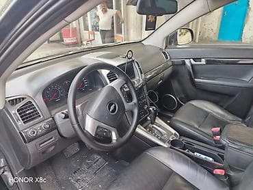 Chevrolet Captiva: 2.4 l | 2012 il 259444 km Krossover — 8