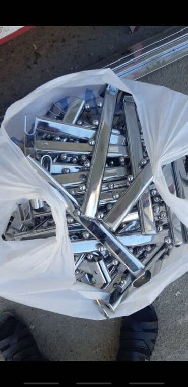 işlənmiş vitrinlər: Magazam baglanib elde olanlari satiram. Her Birinin Oz Qiymeti Var — 5