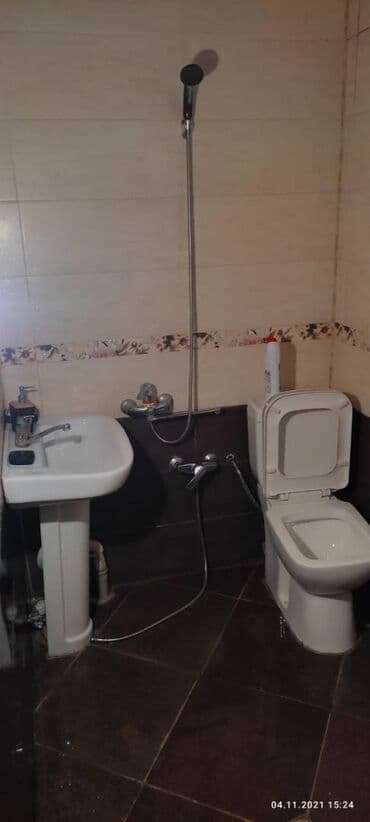 ev certiyojları: 3 otaqlı, 130 kv. m, Yeni təmirli — 21