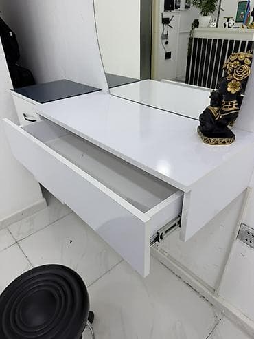 alət: Divardan masa, İşlənmiş, Açılan, Şüşə, Kvadrat masa — 2