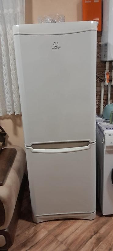 ariston ikinci el: İşlənmiş 2 qapılı Soyuducu Satılır, rəng - Ağ, Dispenserli — 1