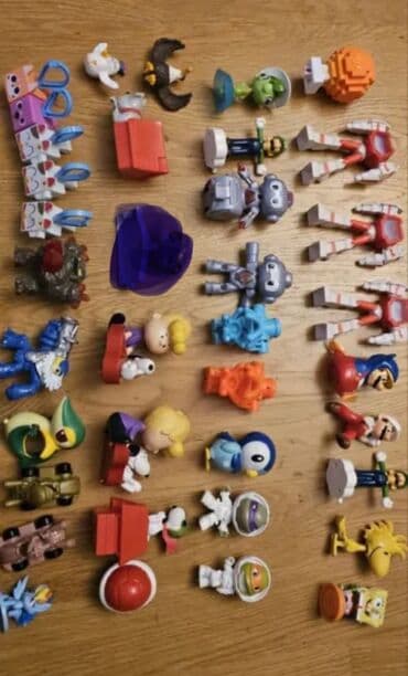 3000 elementli pazllar: Kolleksiya yığanlar kinder McDonalds Hər biri 2-3 manata . Çox — 1