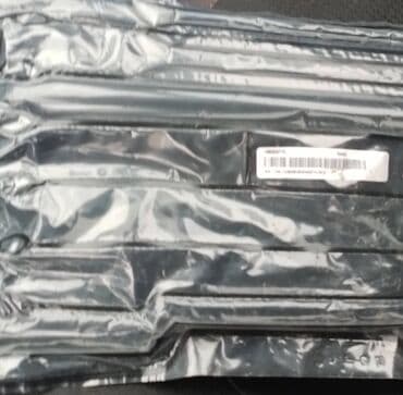 Kartric Xerox 106ro2773 qara.Ağzı açılmıyıb.Lazım olmadığı üçün