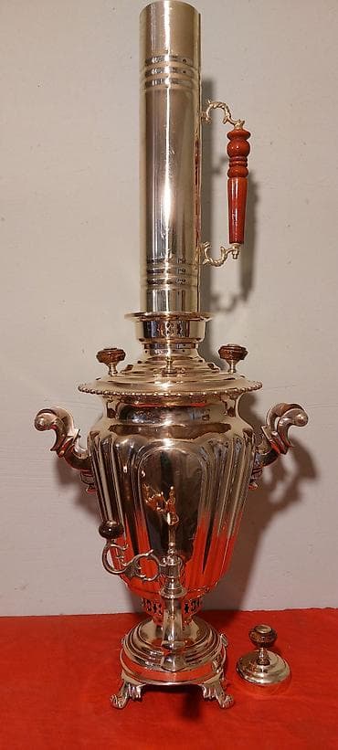 İdman və istirahət: 19-cu esrin sonlari Tula istehsali samovar 5-litrlikdir, materiali; — 3