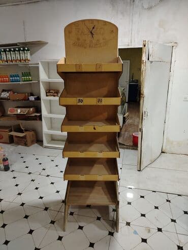 Lincoln: Taxta vitrin/raf stendi Unvan Sumqayit hec bir problemi yoxdur — 1