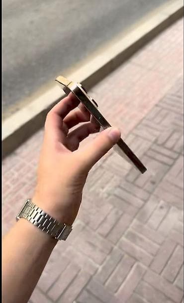 фотоаппарат canon mark 3: IPhone 15 Pro Max, Золотой — 2