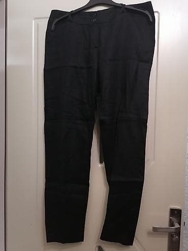 Черные брюки, кятан. К низу чуть зауженные, на размер 40-42. Новые lalafo.az -da Черные брюки, кятан. К низу чуть зауженные, на размер 40-42. Новые